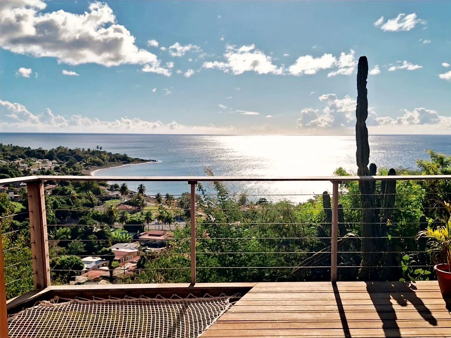 Terrasse avec vue sur la mer des Caraïbes